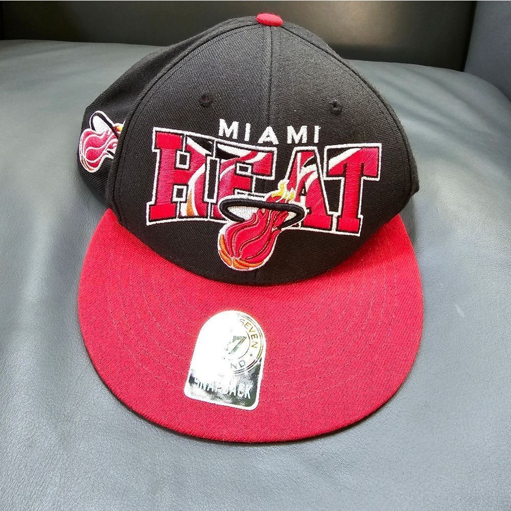 MIAMI HEAT 47 Brand Adjustable Snapback‎ Hat